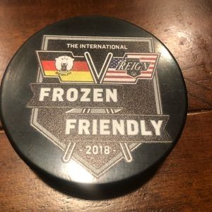 PUCK of ONTARIO REIGN vs Eisbären BERLIN Germany